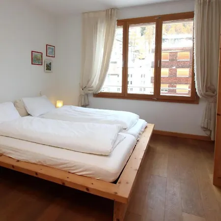 Apartamento Chalavus São Moritz